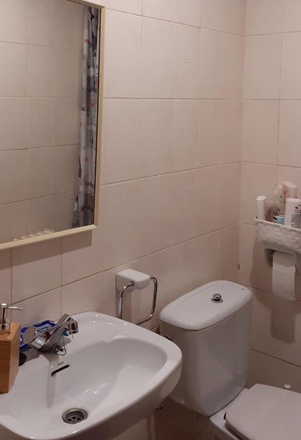 Habitacion Doble Privada En Figueres Zewnętrze zdjęcie